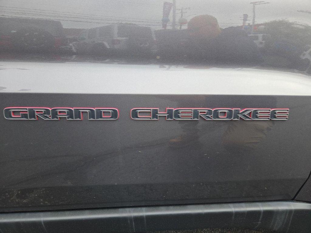 used 2020 Jeep Grand Cherokee car, priced at $23,999