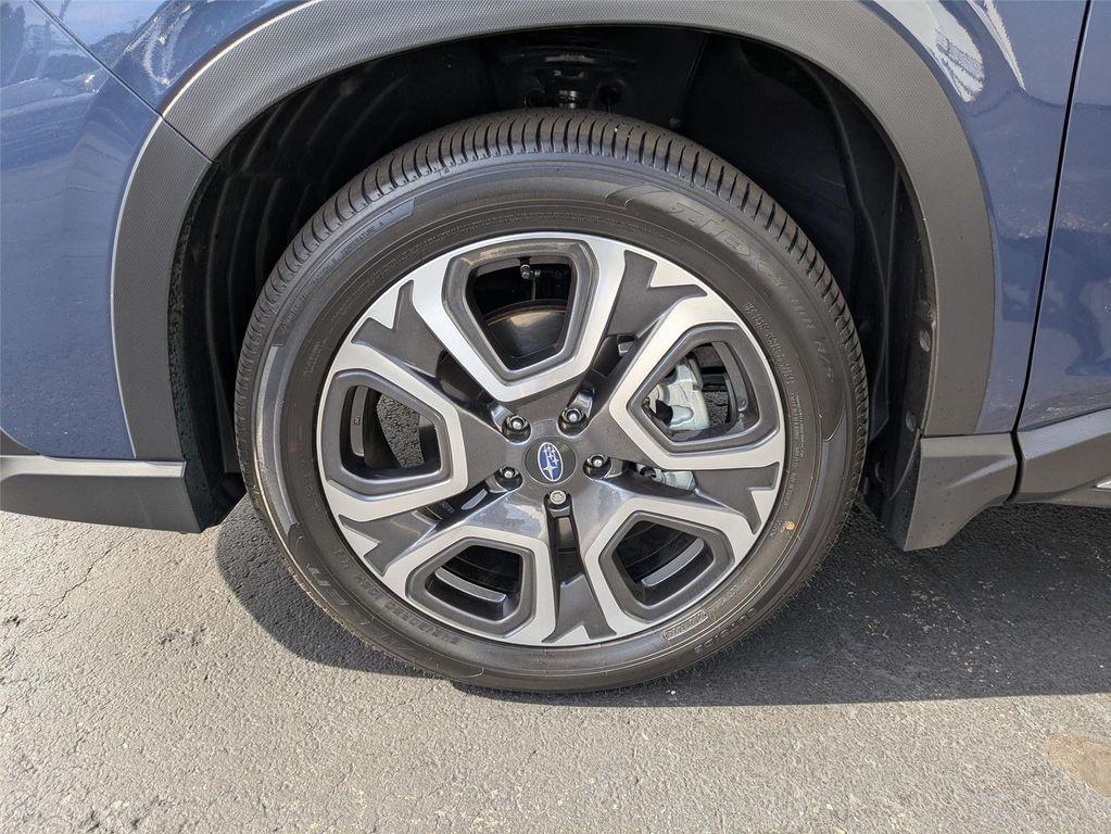 used 2025 Subaru Ascent car, priced at $43,999