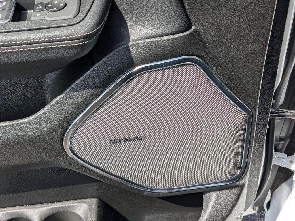 new 2025 Ram 1500 car, priced at $62,016