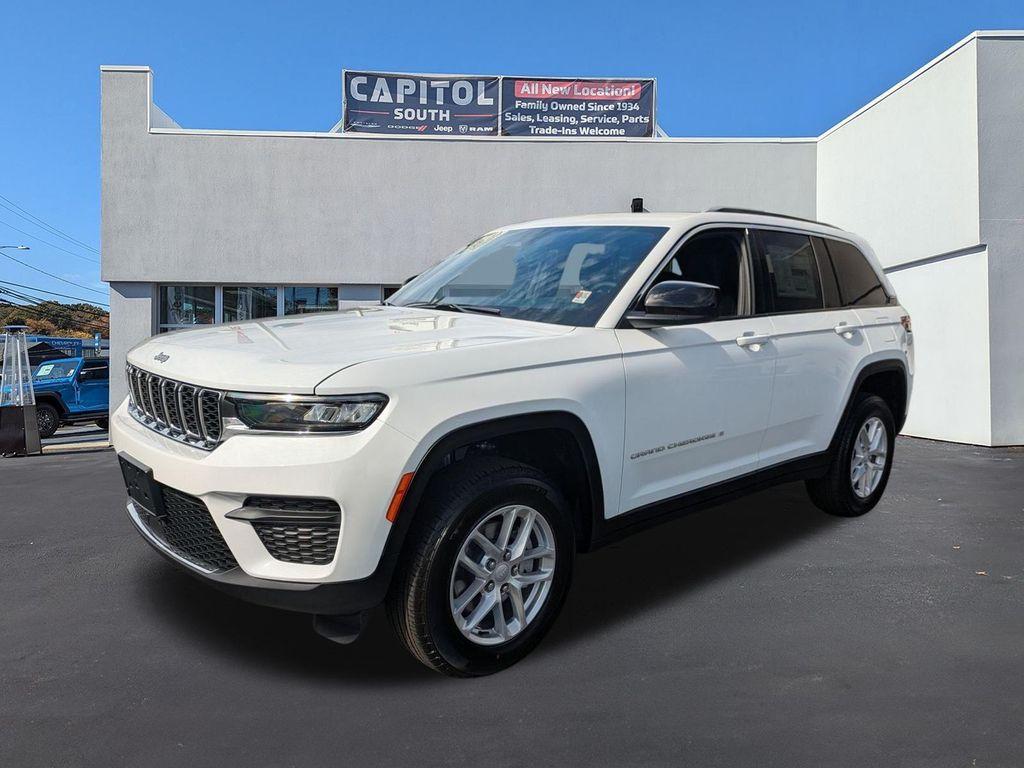 new 2025 Jeep Grand Cherokee car, priced at $39,325