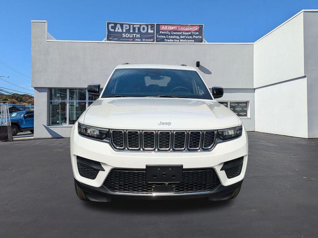 new 2025 Jeep Grand Cherokee car, priced at $39,325