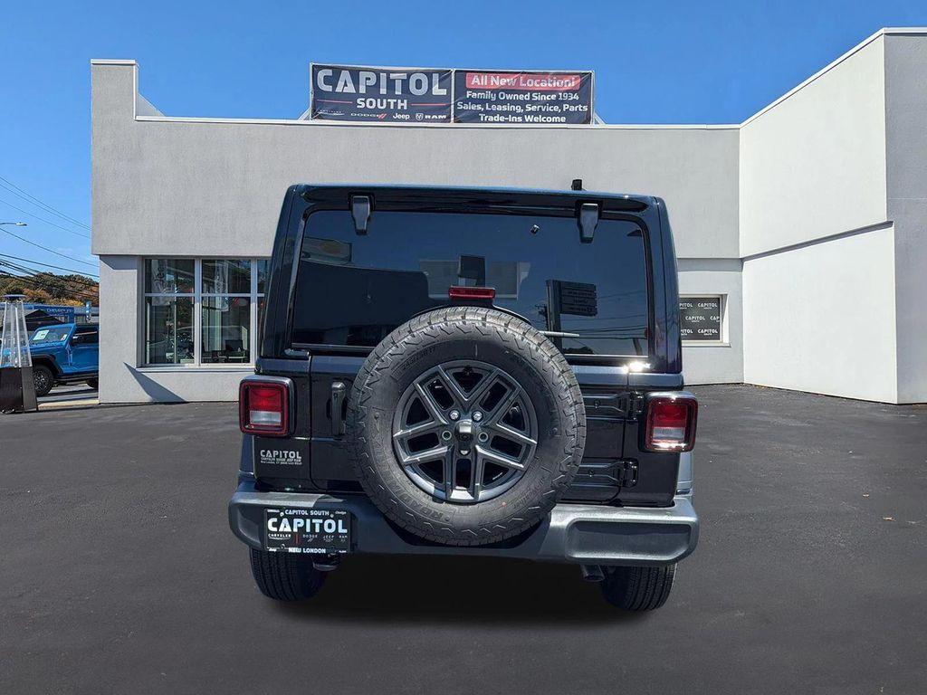 new 2025 Jeep Wrangler car, priced at $45,045