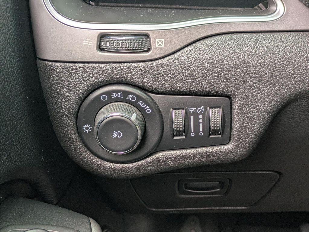 used 2021 Jeep Cherokee car, priced at $16,990