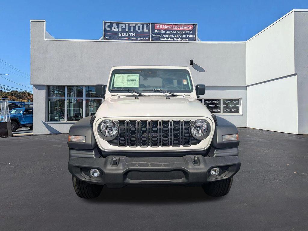 new 2025 Jeep Wrangler car, priced at $45,413