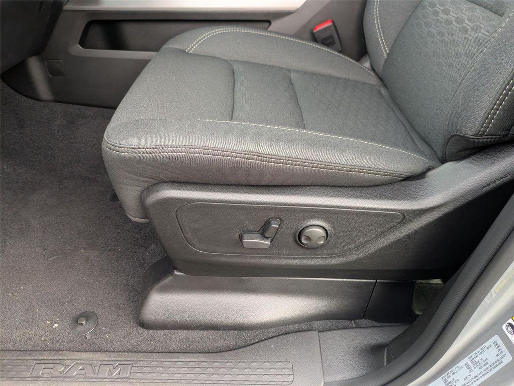 new 2026 Ram 1500 car, priced at $61,087