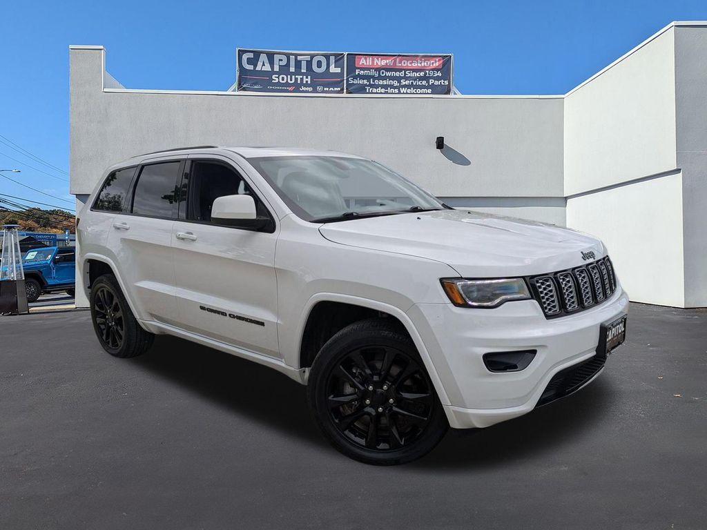 used 2022 Jeep Grand Cherokee car, priced at $28,600