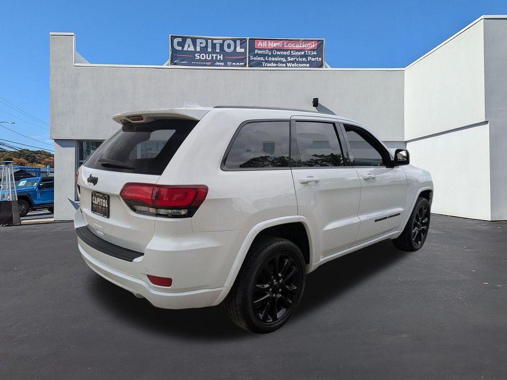 used 2022 Jeep Grand Cherokee car, priced at $28,600