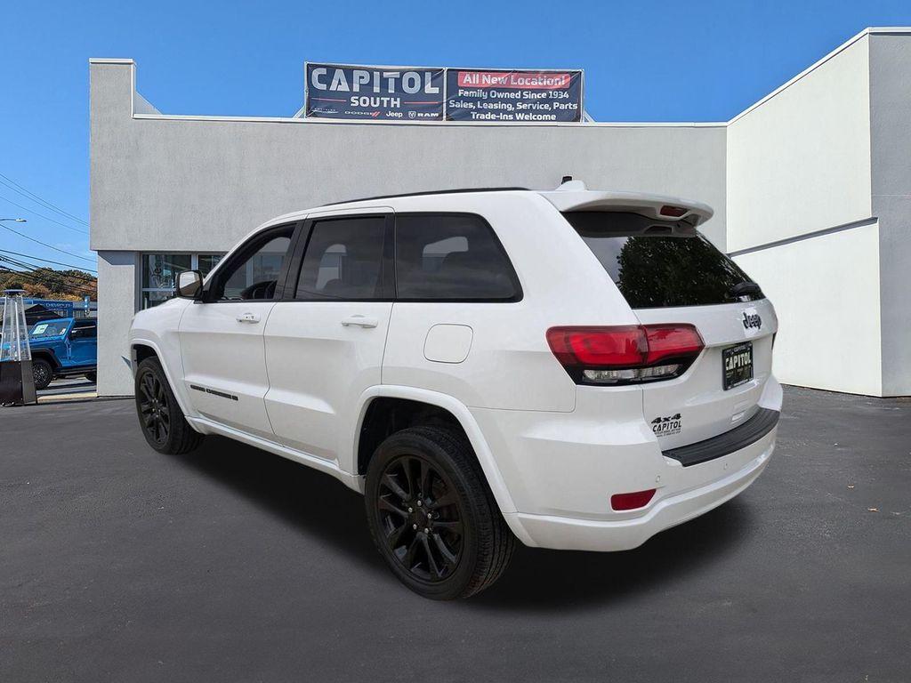 used 2022 Jeep Grand Cherokee car, priced at $28,600