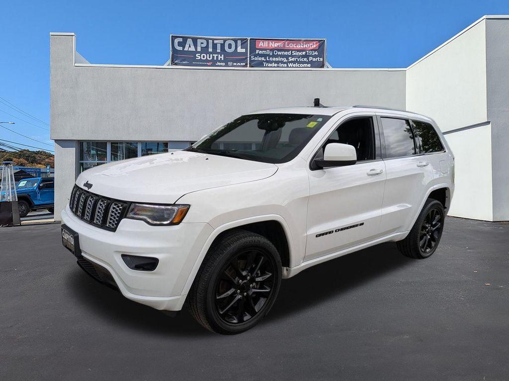 used 2022 Jeep Grand Cherokee car, priced at $28,600