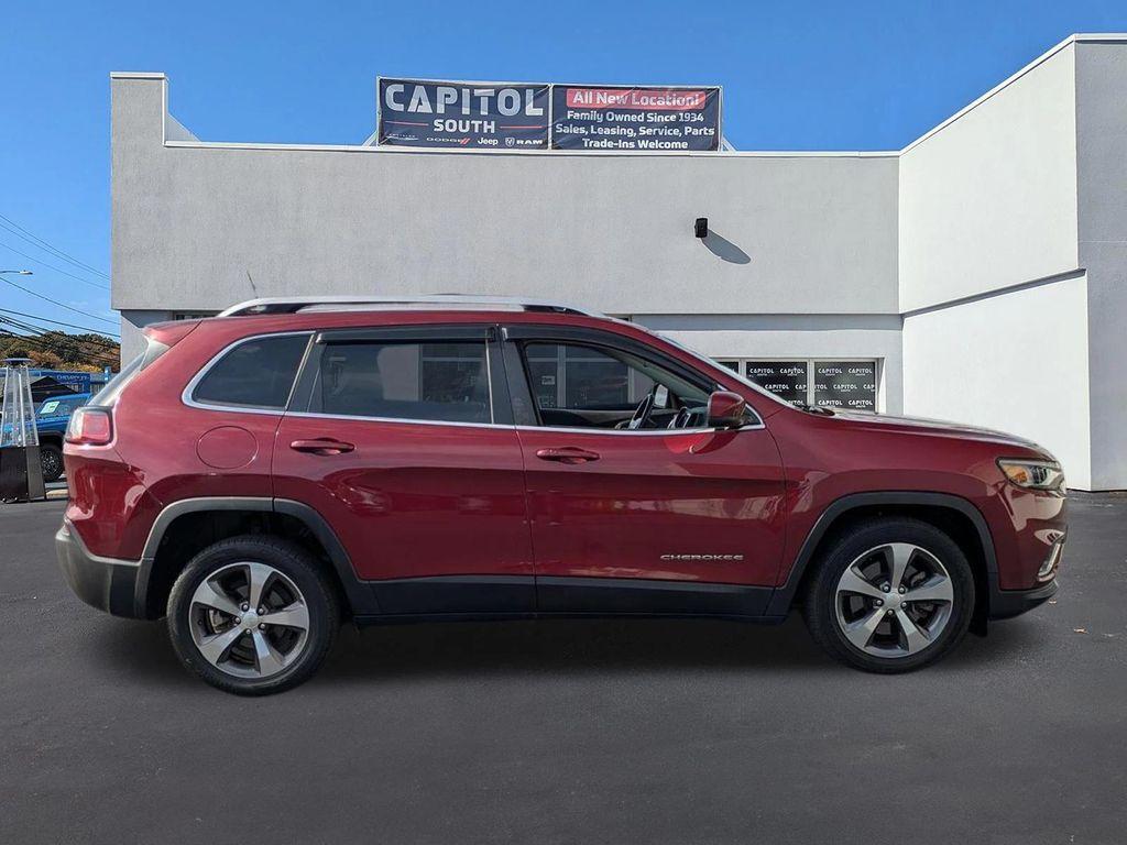 used 2020 Jeep Cherokee car, priced at $15,500