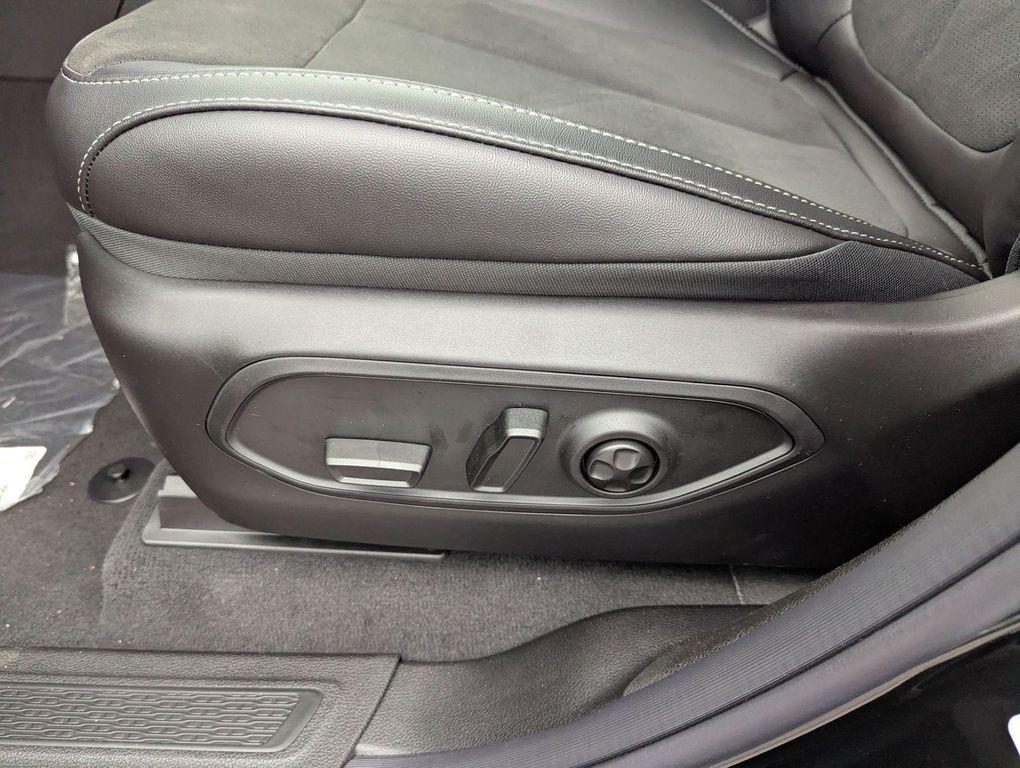 new 2025 Jeep Grand Cherokee L car, priced at $47,875