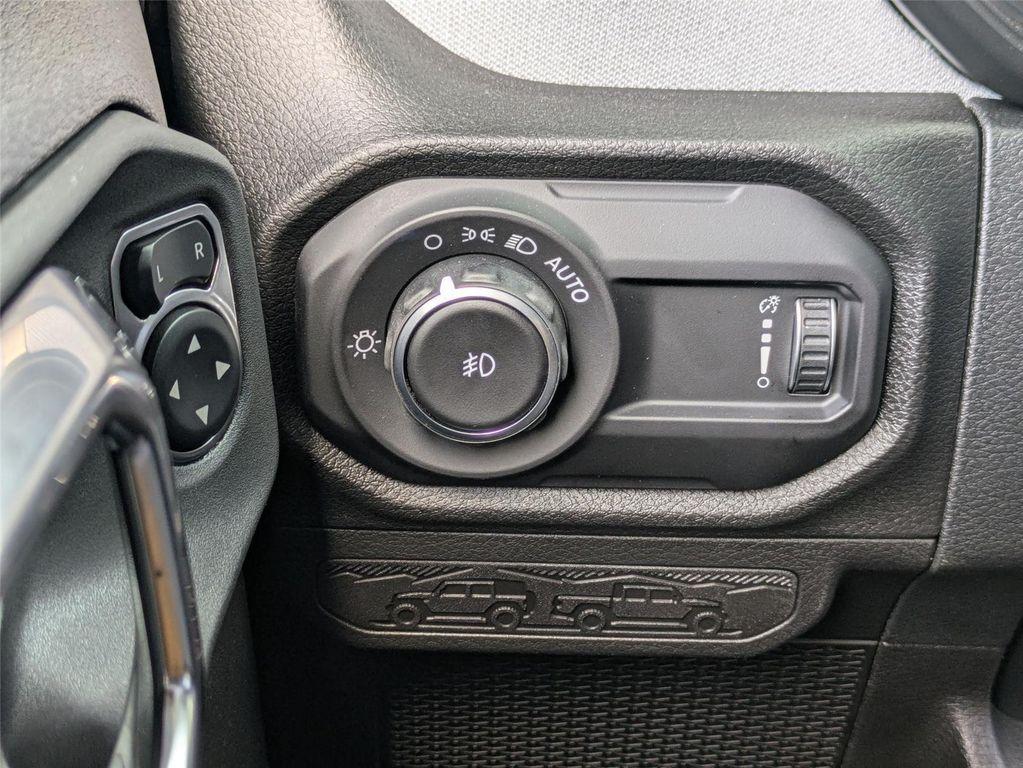 new 2025 Jeep Wrangler car, priced at $53,468