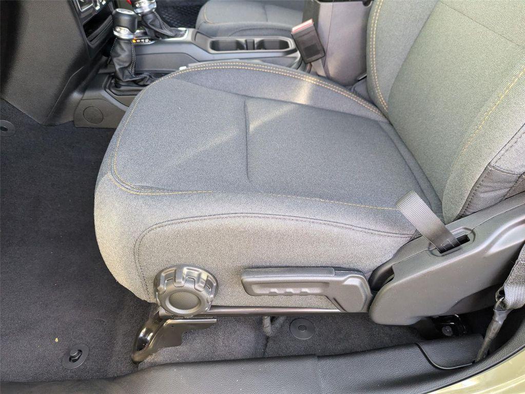 new 2025 Jeep Wrangler car, priced at $47,530