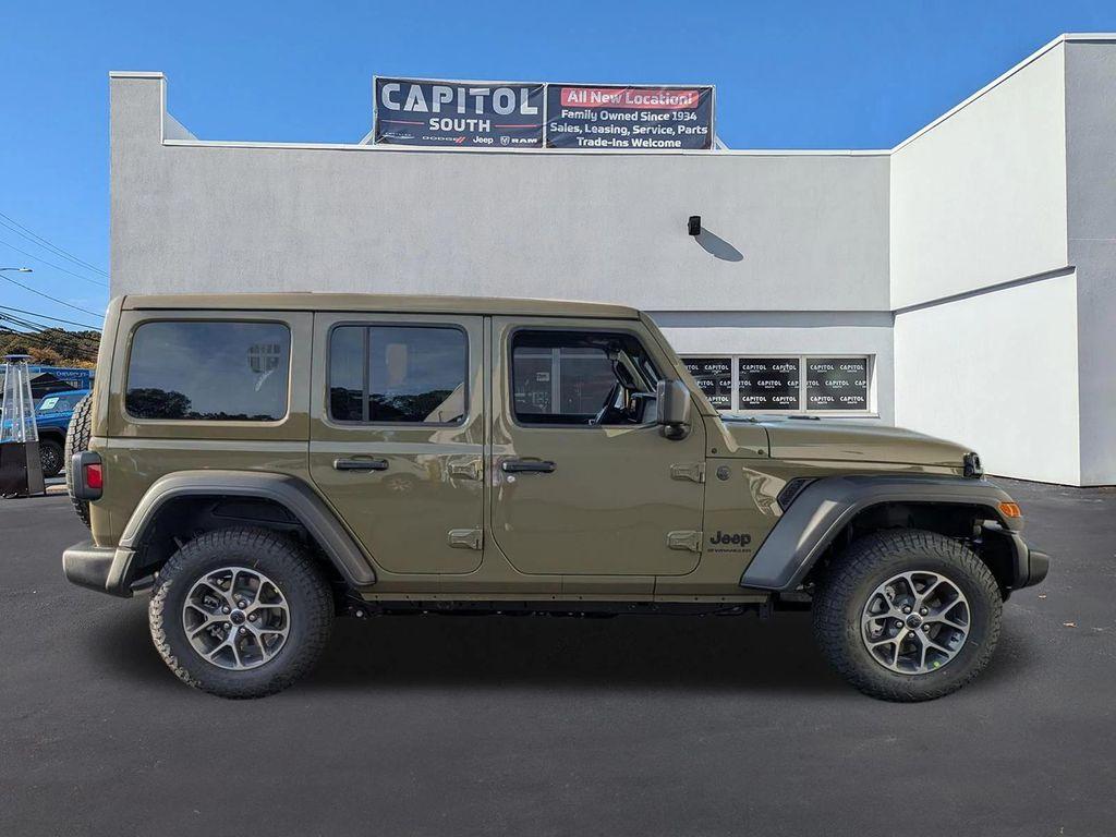 new 2025 Jeep Wrangler car, priced at $47,530
