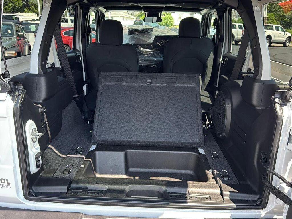 new 2025 Jeep Wrangler car, priced at $57,398