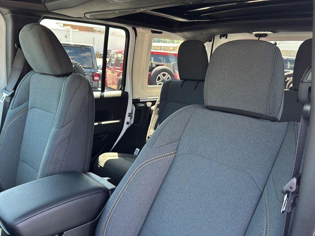 new 2025 Jeep Wrangler car, priced at $57,398