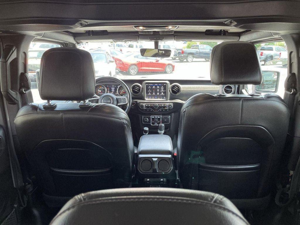 used 2022 Jeep Wrangler Unlimited car, priced at $34,900