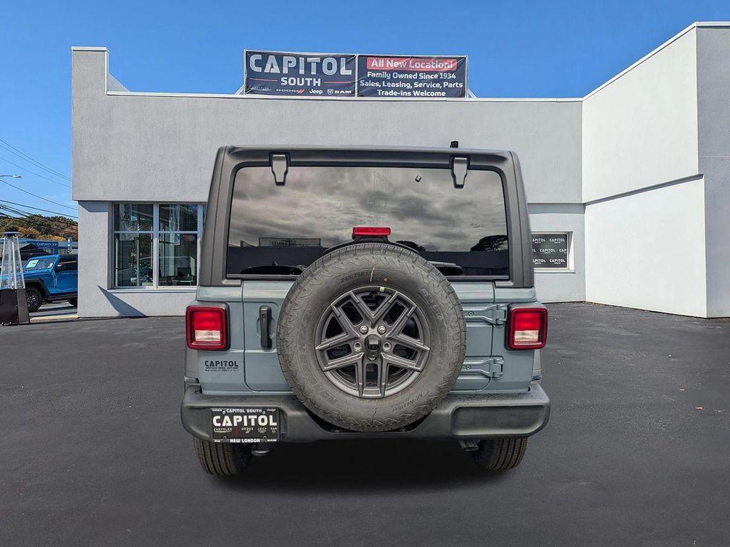 new 2025 Jeep Wrangler car, priced at $45,345