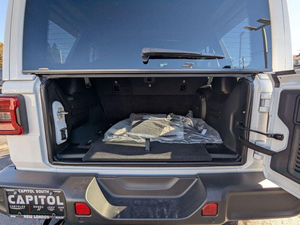 new 2026 Jeep Wrangler car, priced at $55,540