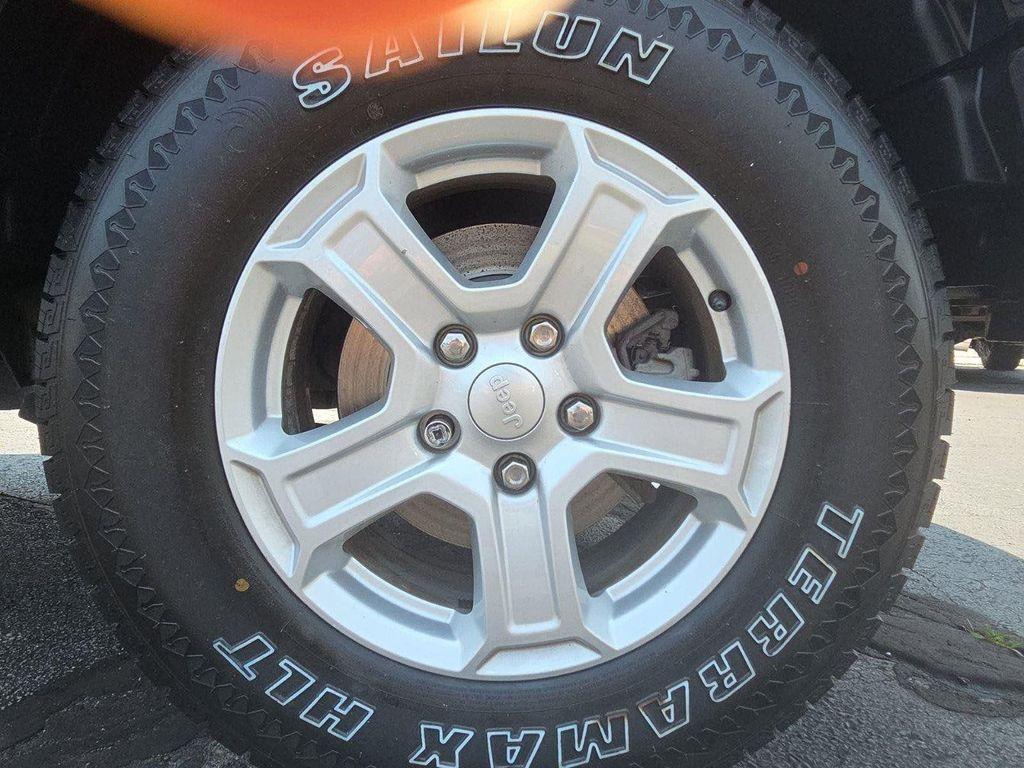 used 2019 Jeep Wrangler Unlimited car, priced at $23,200