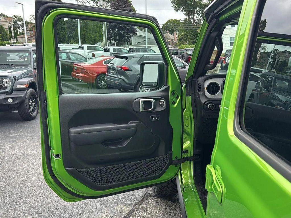 new 2025 Jeep Wrangler car, priced at $44,475