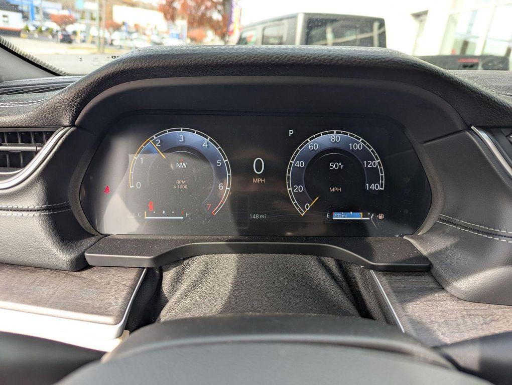 new 2025 Jeep Grand Cherokee car, priced at $50,435