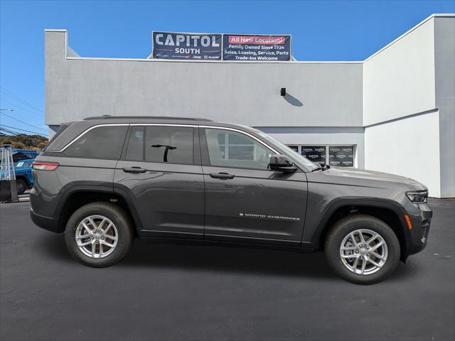 new 2025 Jeep Grand Cherokee car, priced at $43,970