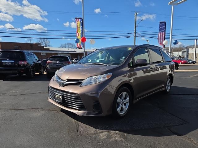 used 2018 Toyota Sienna car, priced at $14,887