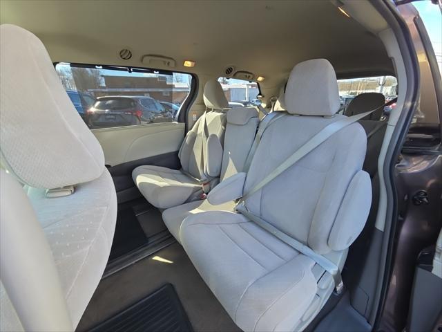 used 2018 Toyota Sienna car, priced at $14,887