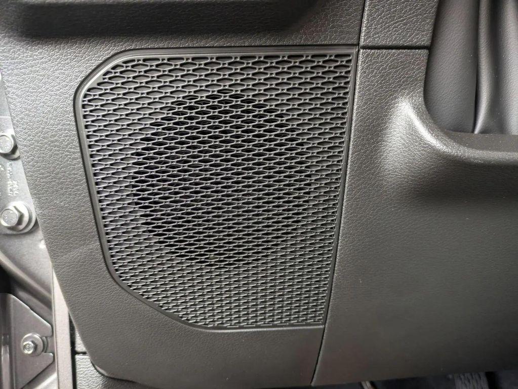 new 2025 Jeep Gladiator car, priced at $52,620