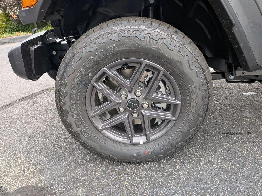 new 2025 Jeep Gladiator car, priced at $52,620