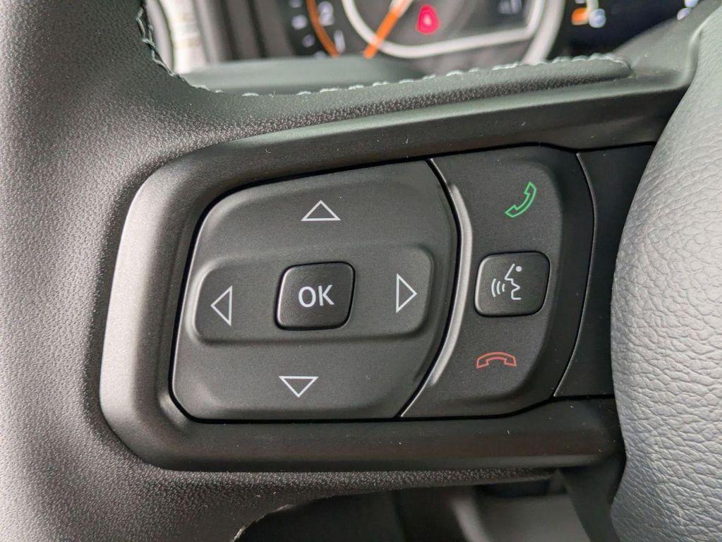 new 2025 Jeep Gladiator car, priced at $52,620