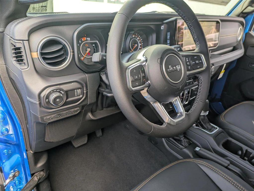 new 2025 Jeep Wrangler car, priced at $52,149