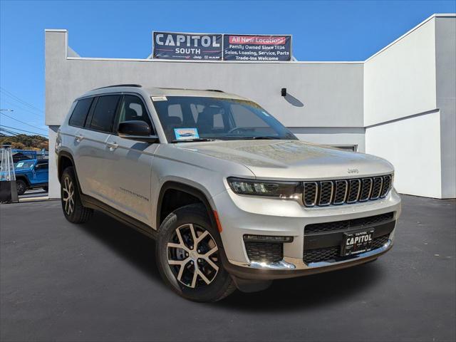 new 2024 Jeep Grand Cherokee L car, priced at $55,660