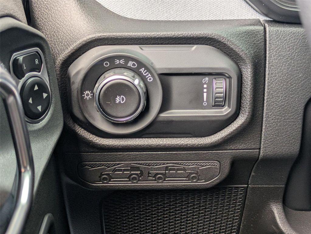 new 2025 Jeep Wrangler car, priced at $54,432