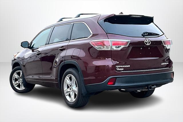 used 2015 Toyota Highlander car, priced at $18,500