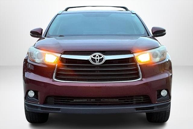 used 2015 Toyota Highlander car, priced at $18,500