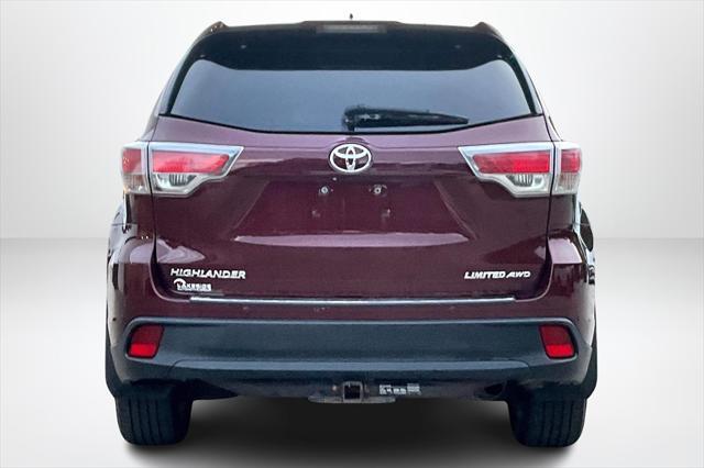 used 2015 Toyota Highlander car, priced at $18,500