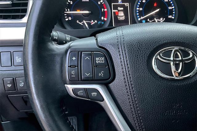 used 2015 Toyota Highlander car, priced at $18,500