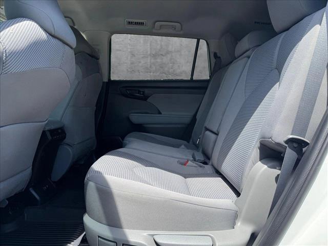 used 2020 Toyota Highlander car, priced at $26,425