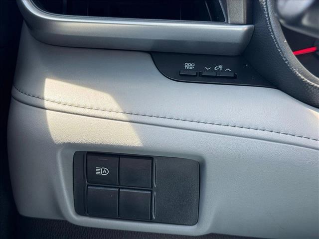 used 2020 Toyota Highlander car, priced at $26,425
