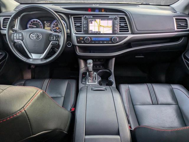 used 2019 Toyota Highlander car, priced at $26,952