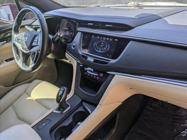 used 2017 Cadillac XT5 car, priced at $18,360