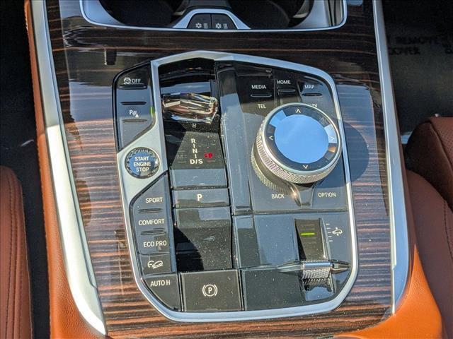 new 2026 BMW X7 car, priced at $127,690