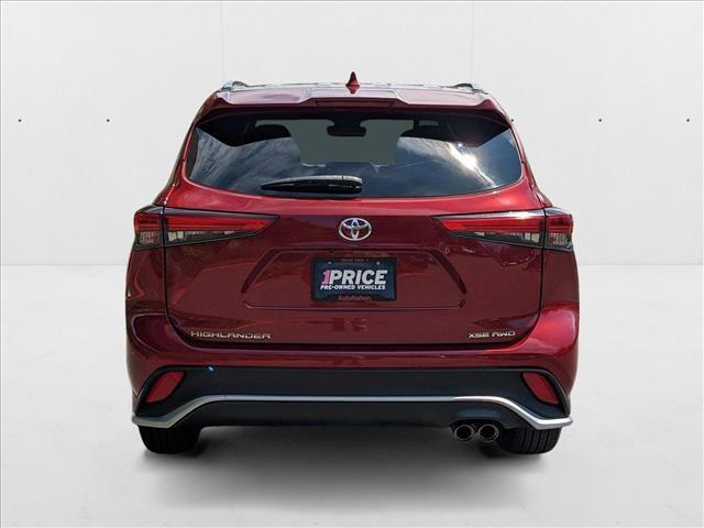 used 2021 Toyota Highlander car, priced at $34,795
