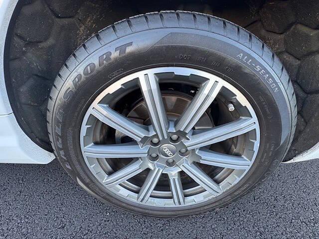 used 2017 Audi Q7 car, priced at $14,981