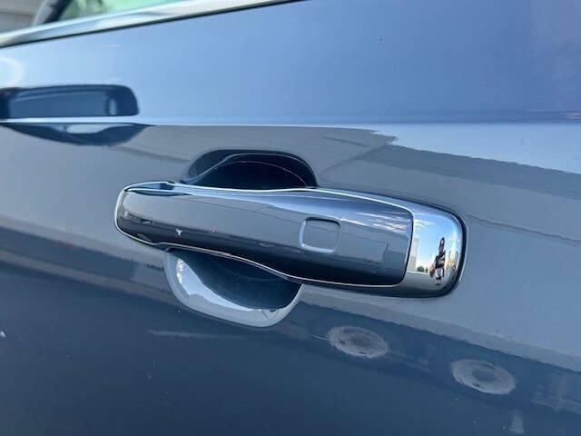 used 2018 Volvo XC90 car, priced at $15,981