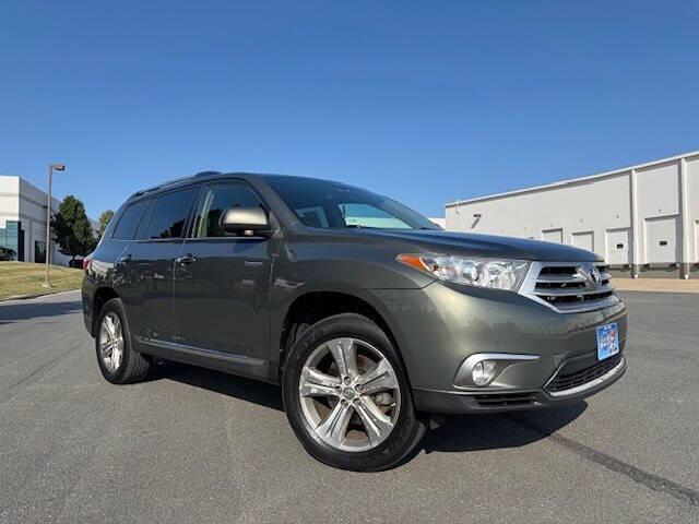 used 2012 Toyota Highlander car, priced at $11,981
