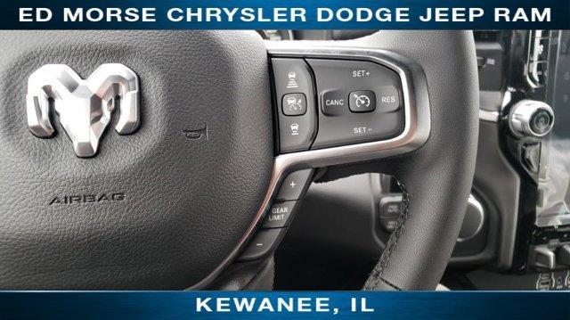 new 2025 Ram 1500 car, priced at $46,637