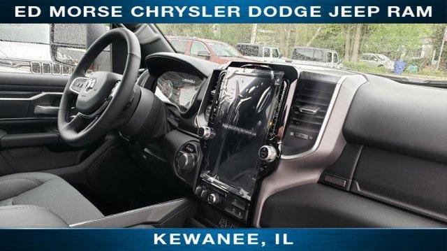 new 2025 Ram 1500 car, priced at $46,637